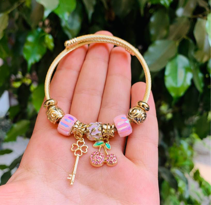 Pandora Bangle