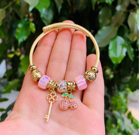 Pandora Bangle