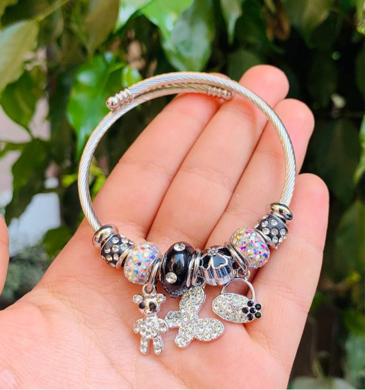 Pandora Bangle