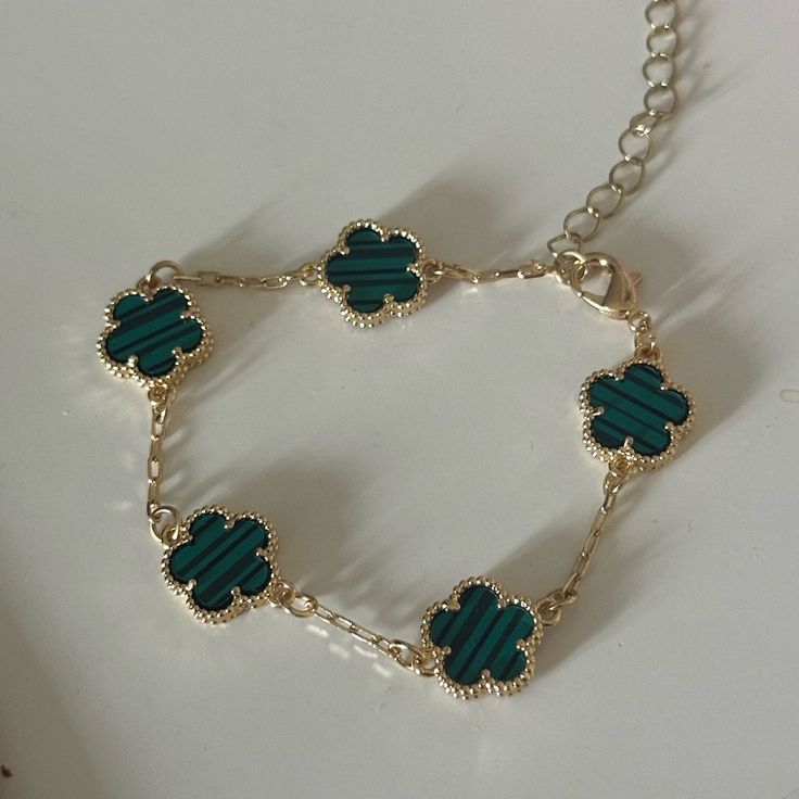 Green Flower Bracelet