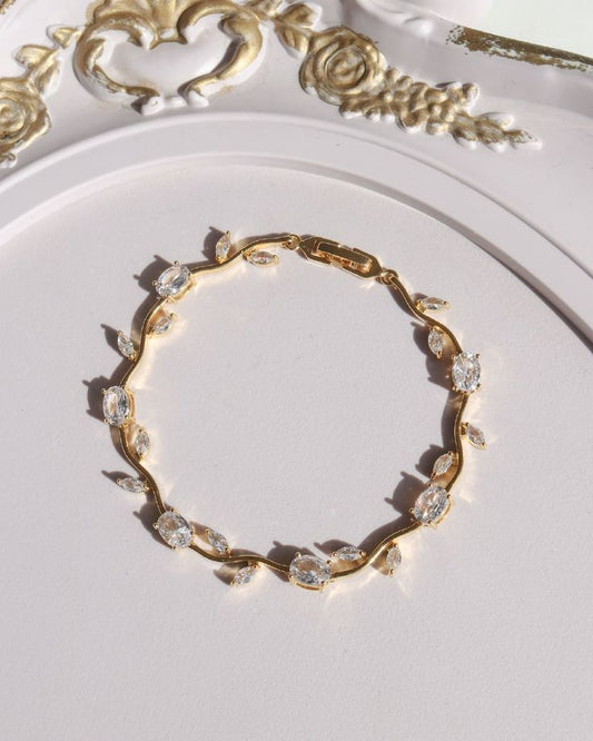 White Tulip Bracelet