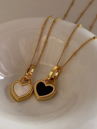 Double face heart necklace