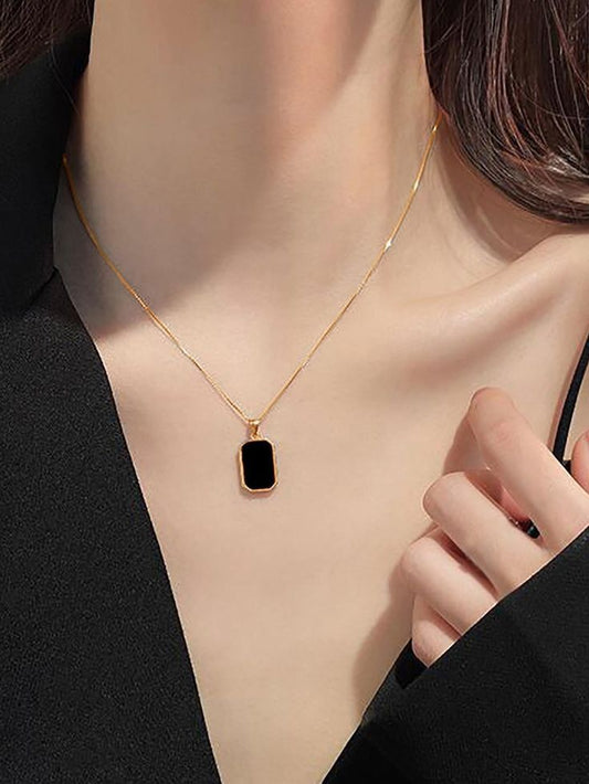 Black rectangle necklace