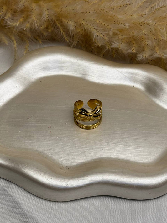 Bow Ring