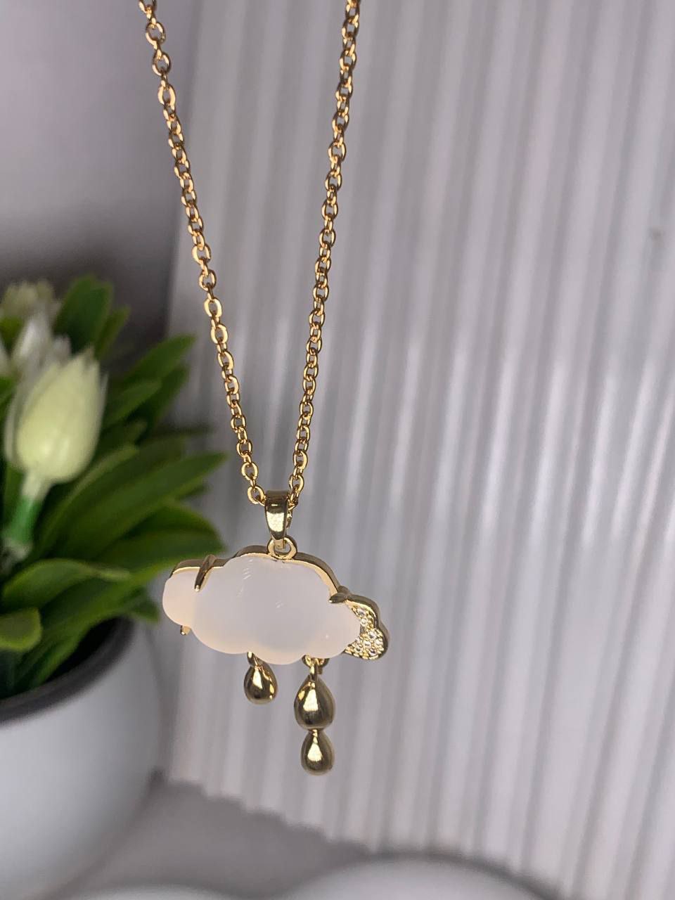 Raindrop necklace