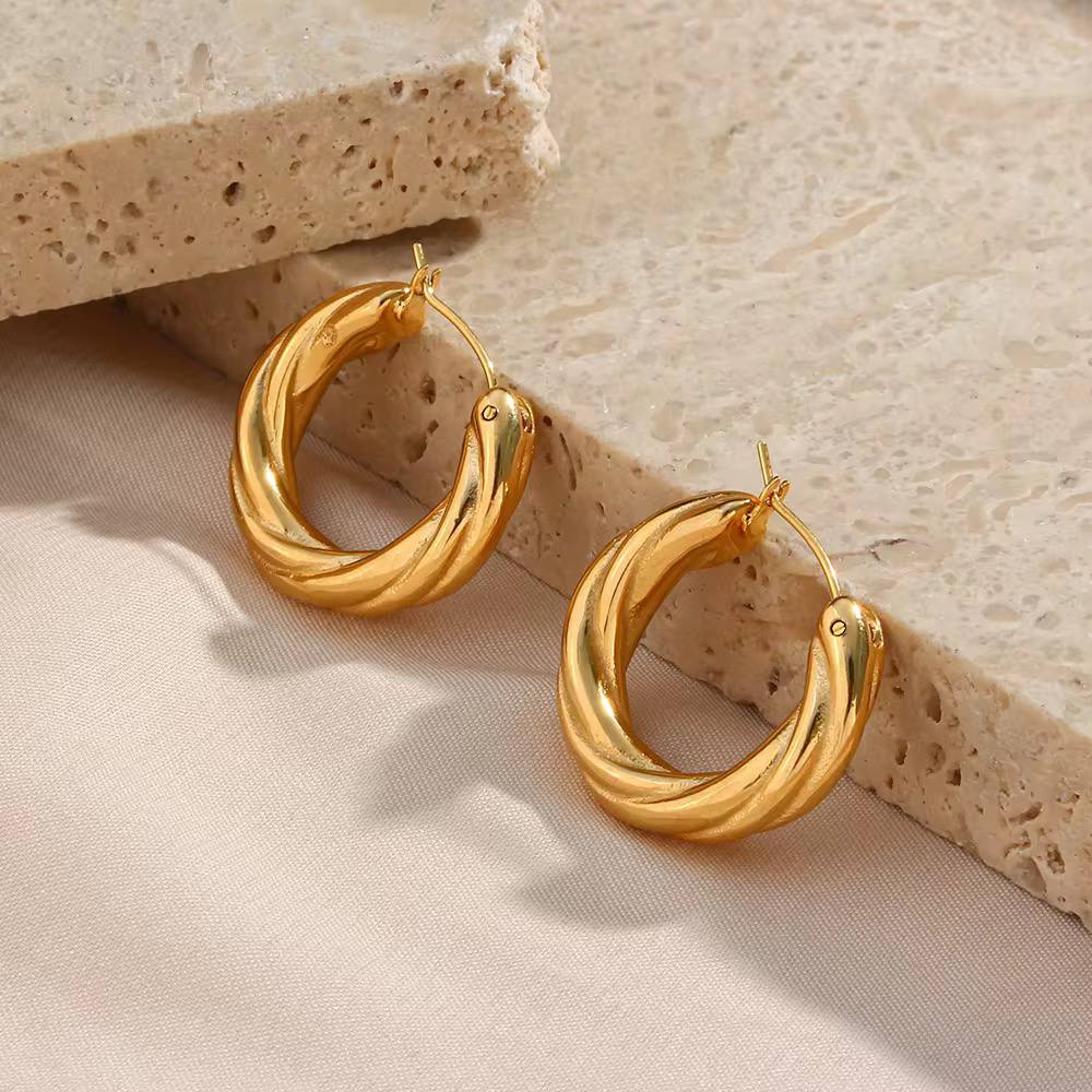 Carla hoops