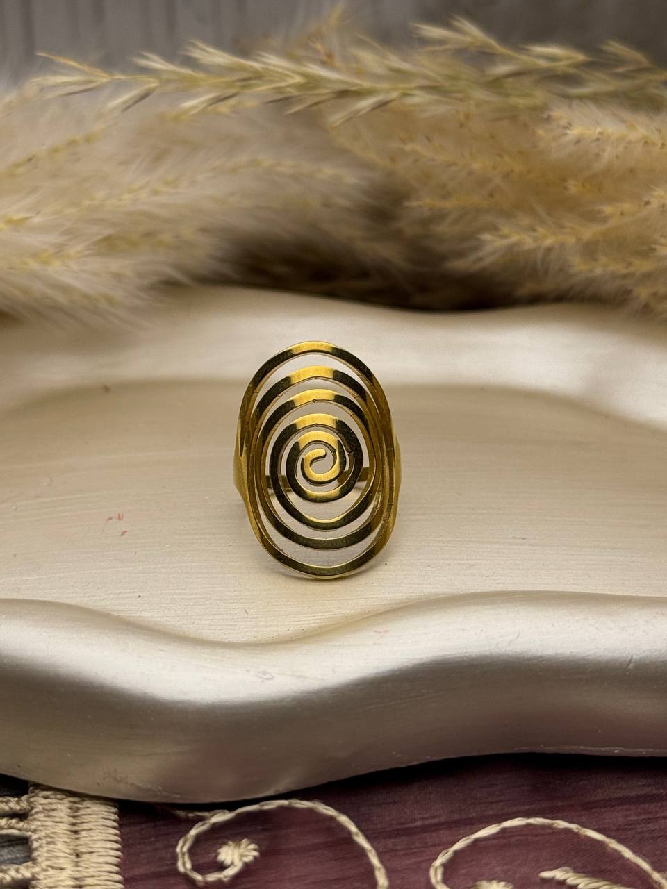 Oval Ring