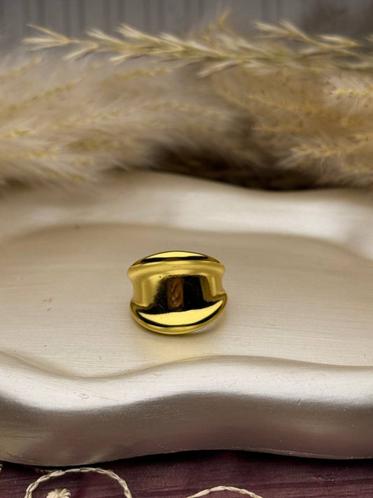 Statement Ring