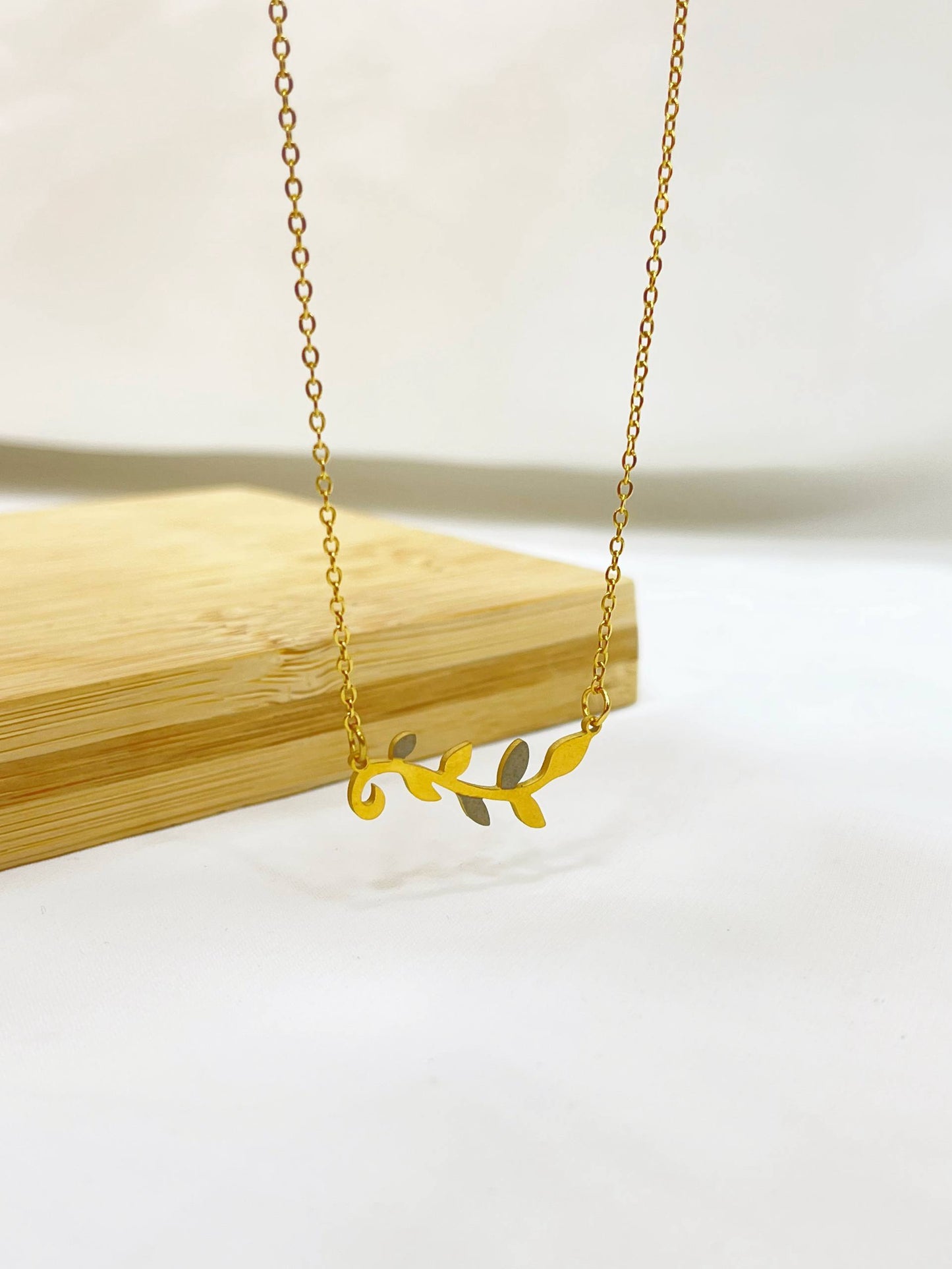 Leaves Necklace